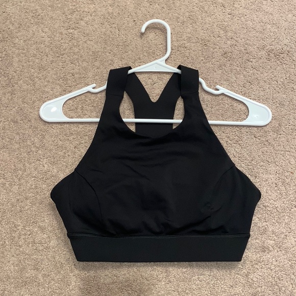 Black lululemon sports bra - Picture 1 of 2